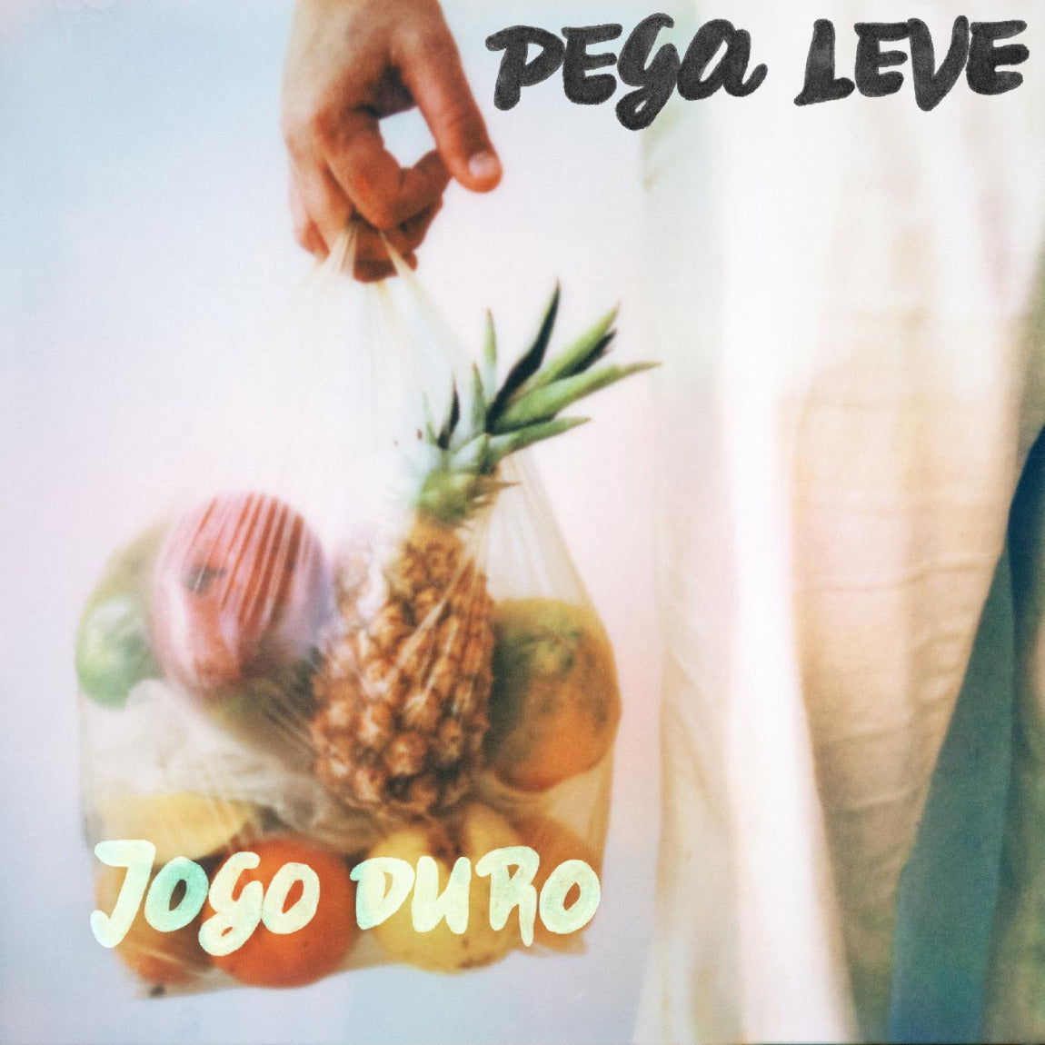 Jogo Duro - Pega Leve / De Boas (Limited Edition, Gold Vinyl) (LP) - Joco Records