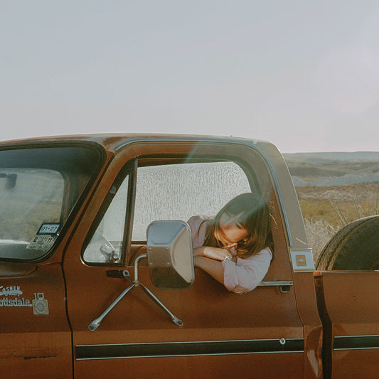 Jess Williamson - A Mile South Of Heaven - Joco Records